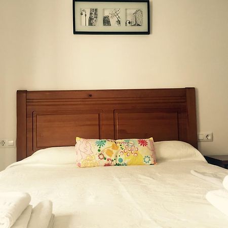 Apartamentos San Pelayo Onís الغرفة الصورة