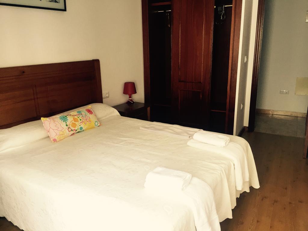 Apartamentos San Pelayo Onís الغرفة الصورة
