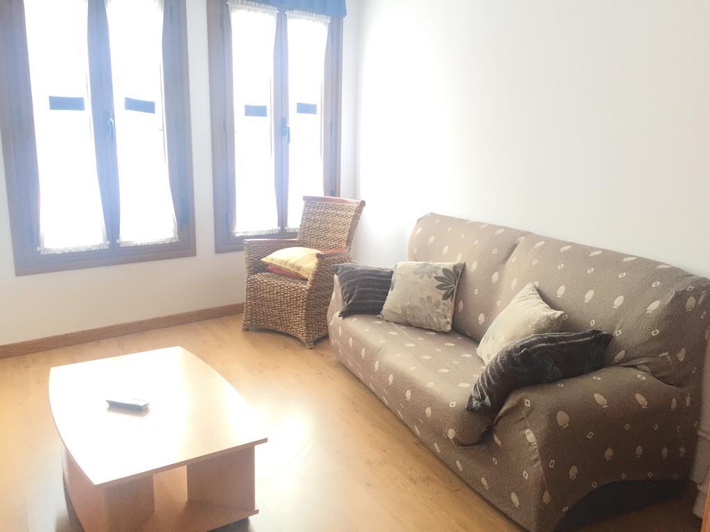 Apartamentos San Pelayo Onís الغرفة الصورة